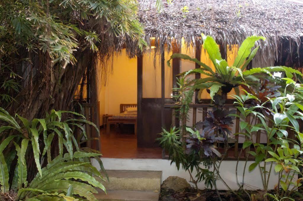 Blue Bayou Bungalows Balabag  Екстериор снимка