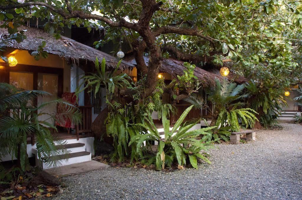 Blue Bayou Bungalows Balabag  Екстериор снимка